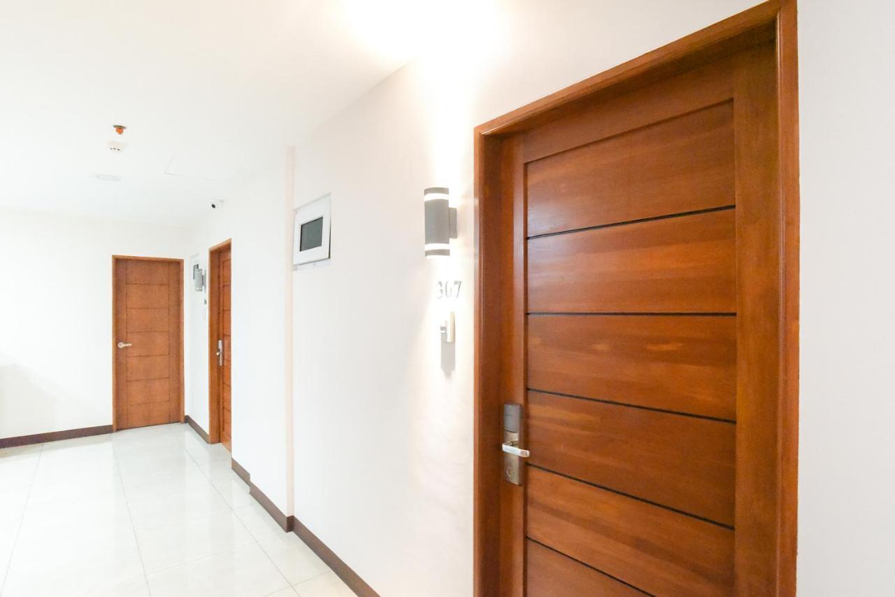 Hotel Merlo Makati City Dış mekan fotoğraf
