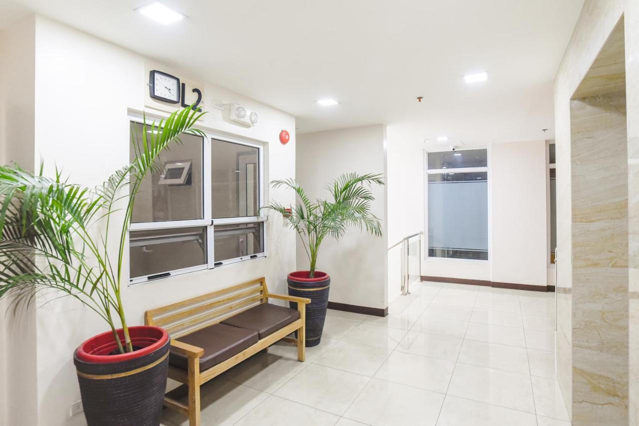 Hotel Merlo Makati City Dış mekan fotoğraf