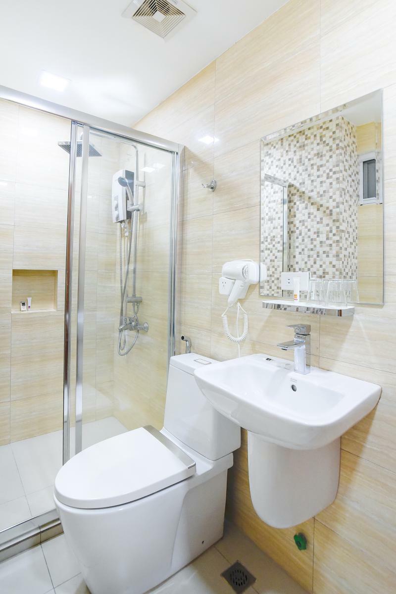Hotel Merlo Makati City Dış mekan fotoğraf